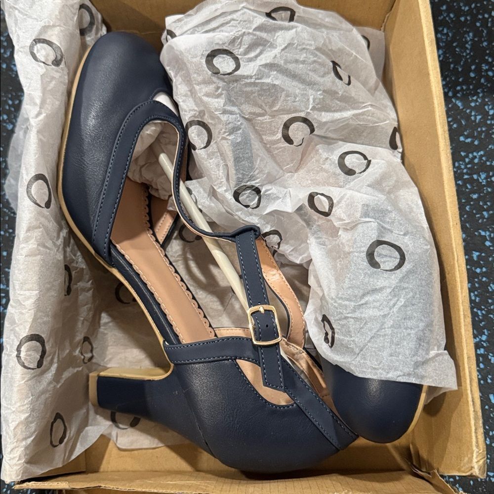Navy T-Strap Heels - Picture 3 of 5
